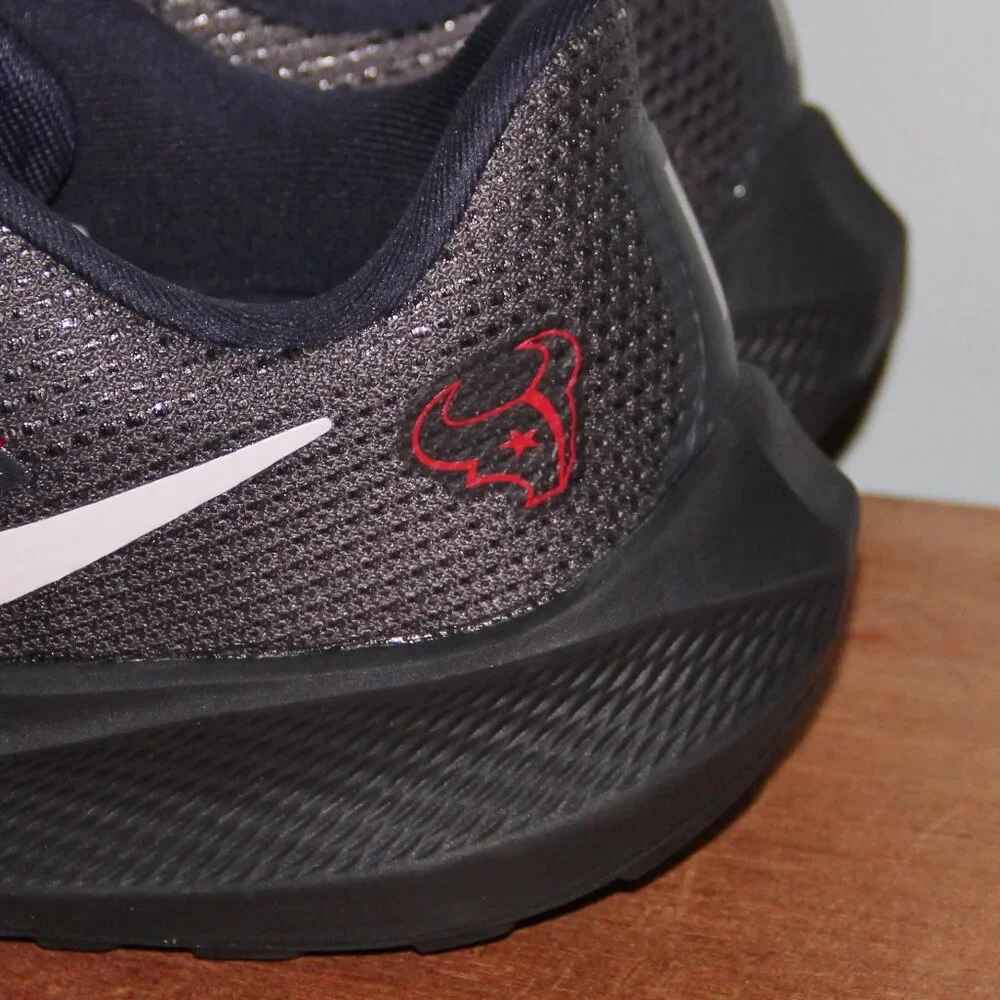 Nike Air Zoom Pegasus 40 Houston Texans Mens 8.5 Womens 10